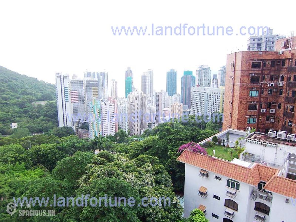 Pok Fu Lam - La Clare Mansion Block A 01