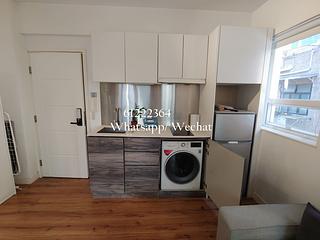 Poho - 152-154, Hollywood Road 05