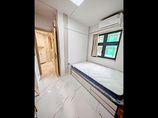 Tsim Sha Tsui - Golden Crown Court 02