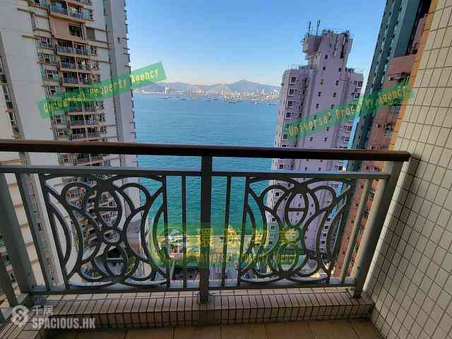 Kennedy Town - The Merton Tower 3 01
