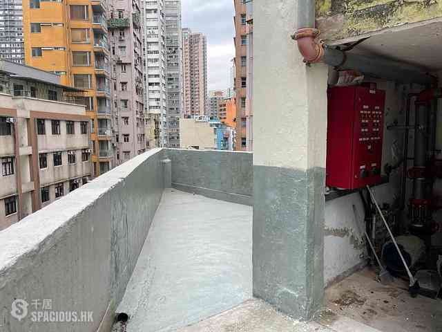 Central - 45-47, Hollywood Road 07