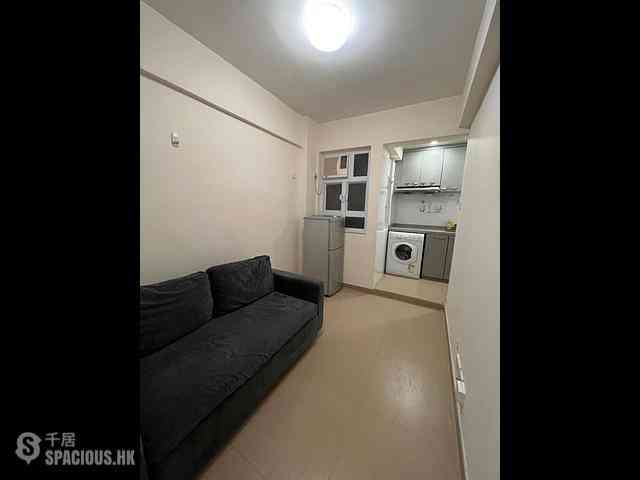 Sai Ying Pun - Kiu Shing Building 01