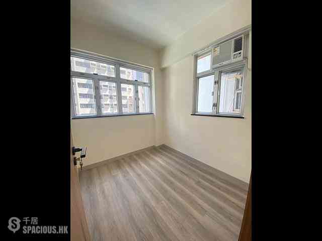 Wan Chai - Lok Yau Building 03