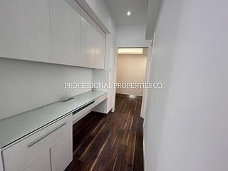 Sai Ying Pun - Sun Luen Building 06
