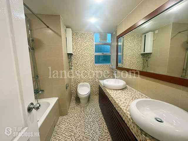 Mid Levels West - Fairview Mansion 04