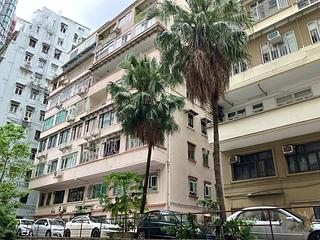 Mid Levels West - Sung Ling Mansion 06