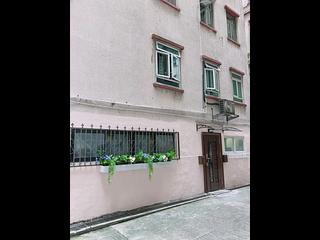 Mid Levels West - Sung Ling Mansion 07