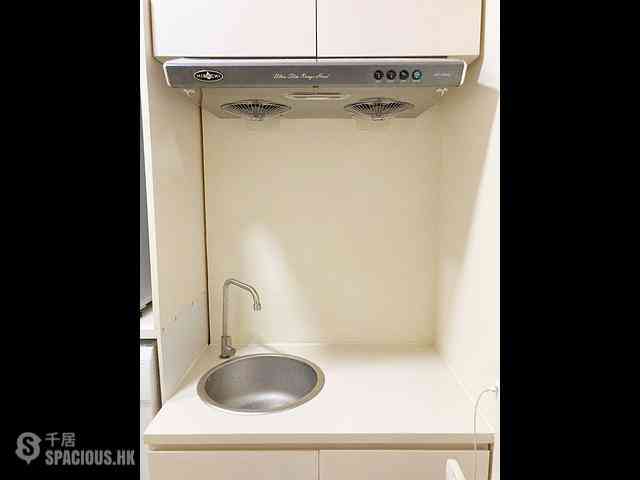 Sai Ying Pun - Lucky Building 07