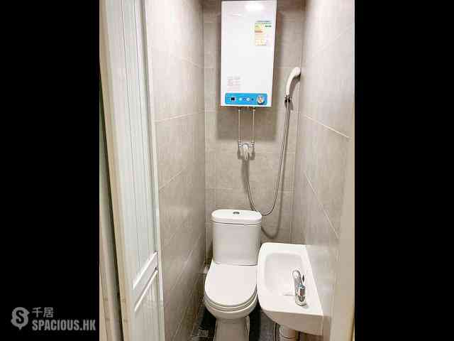 Sai Ying Pun - Lucky Building 10