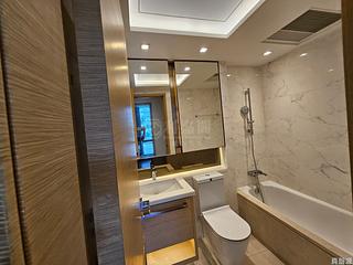 Ho Man Tin - Mantin Heights Block 10 06