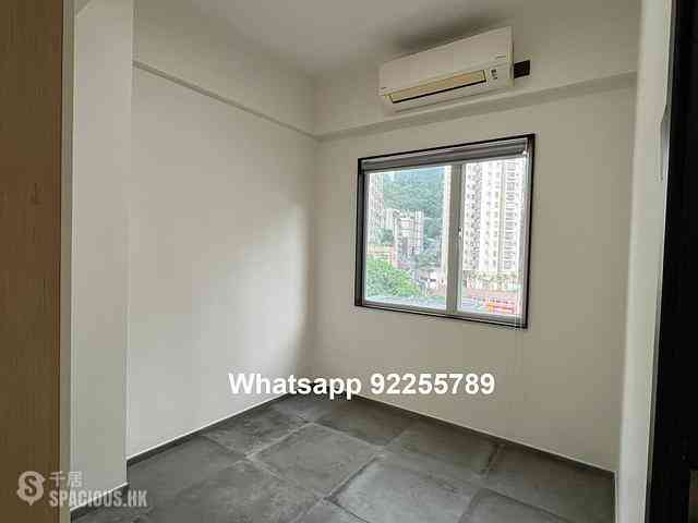 Kennedy Town - Luen Tak Apartments 07