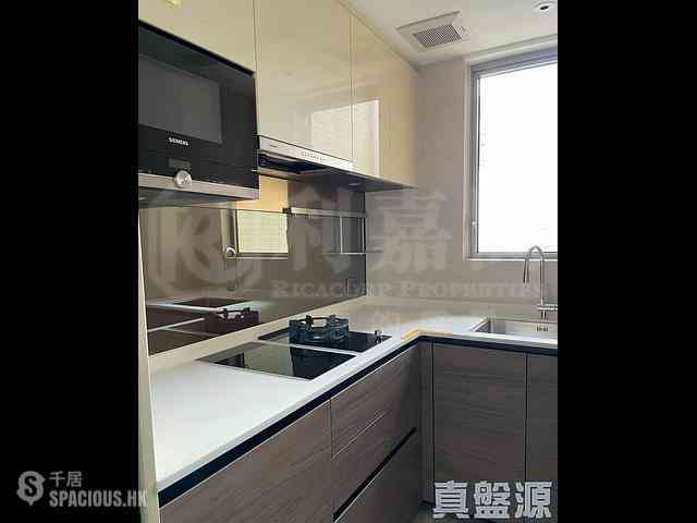 Ngau Tau Kok - Grand Central Phase 1 Block 2 05
