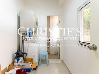 Chung Hom Kok - Cypresswaver Villas 12
