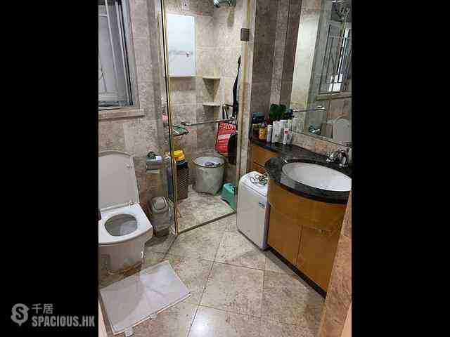 West Kowloon - The Waterfront Phase 2 Block 5 09