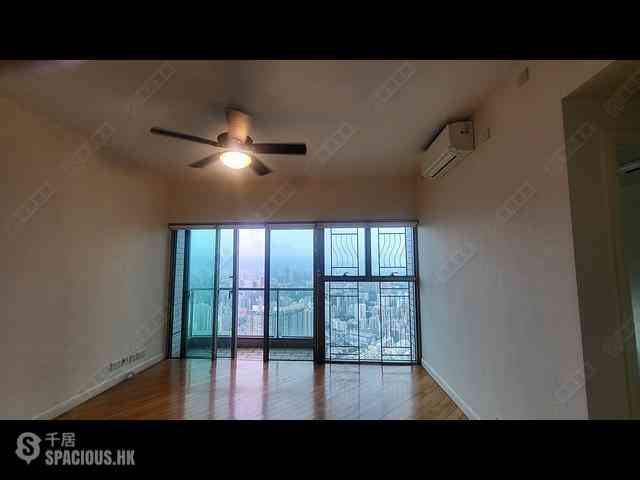 West Kowloon - Sorrento Phase 2 Block 1 03