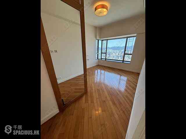 West Kowloon - Sorrento Phase 2 Block 1 04