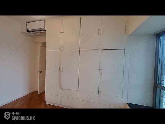West Kowloon - Sorrento Phase 2 Block 1 11
