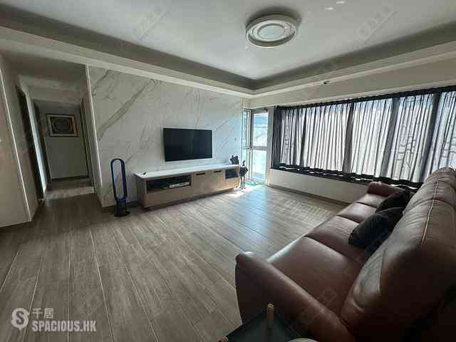 West Kowloon - Sorrento Phase 2 Block 1 03