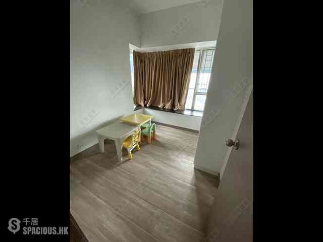 West Kowloon - Sorrento Phase 2 Block 1 06