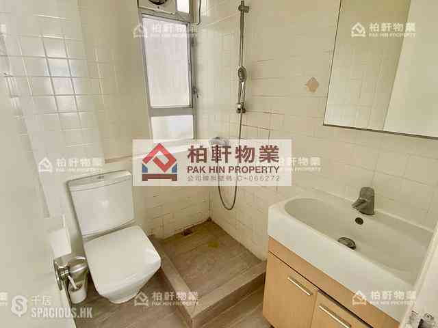 Quarry Bay - Kiu Ying Building 03