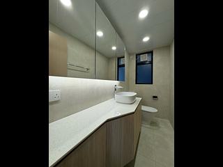 Mid Levels Central - Clovelly Court Block 1 14