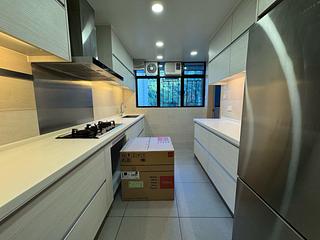 Mid Levels Central - Clovelly Court Block 1 15