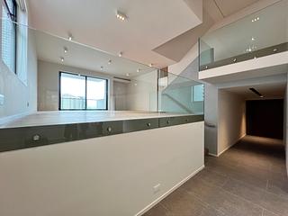 Mid Levels Central - May Tower Block 1 19