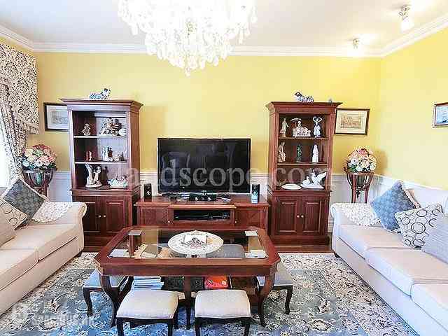Pok Fu Lam - Scenic Villas 03