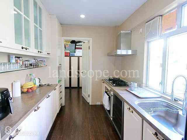 Pok Fu Lam - Scenic Villas 06