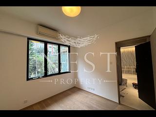 Mid Levels West - Peace Court 04