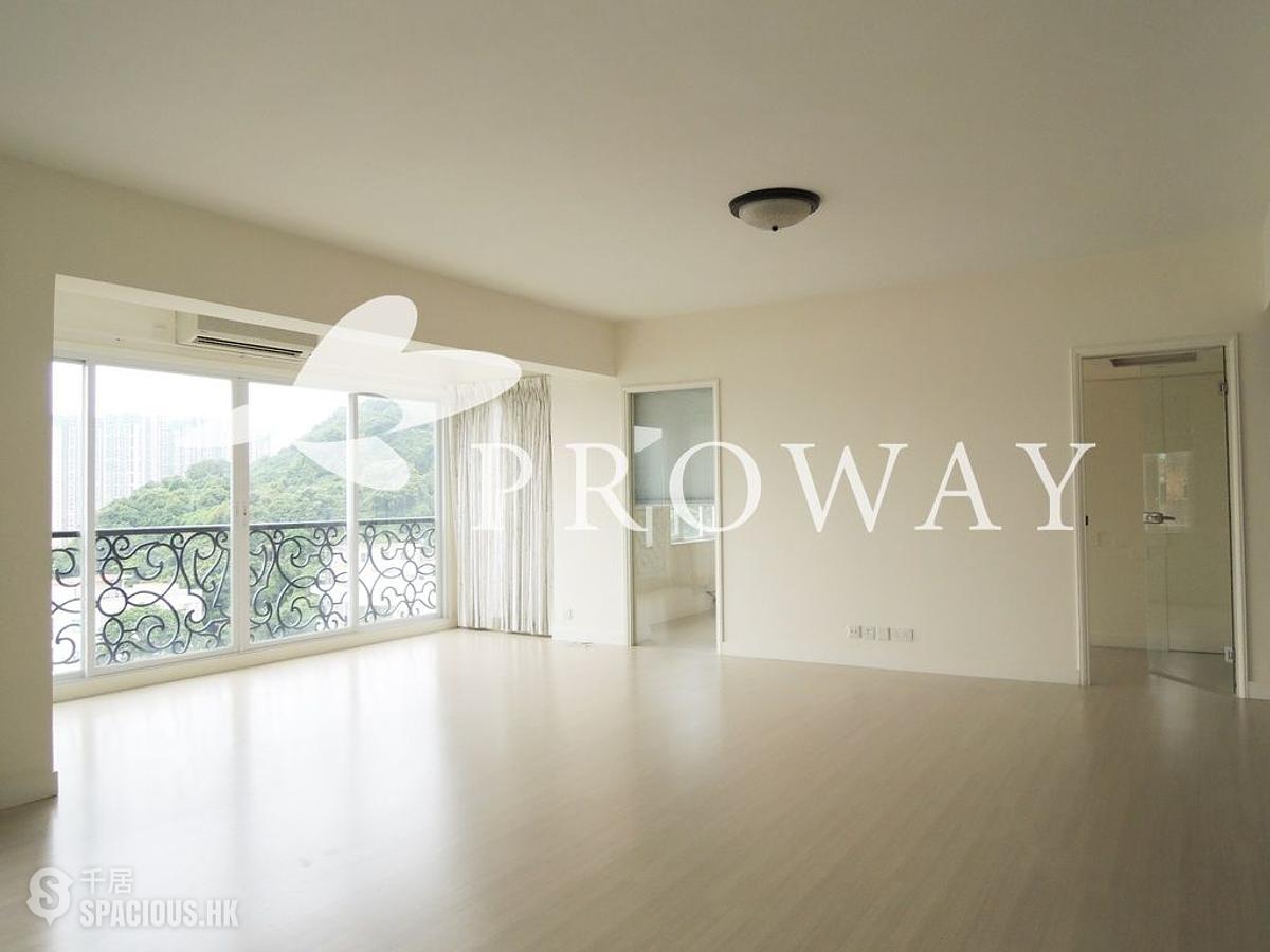 Pok Fu Lam - La Clare Mansion 01