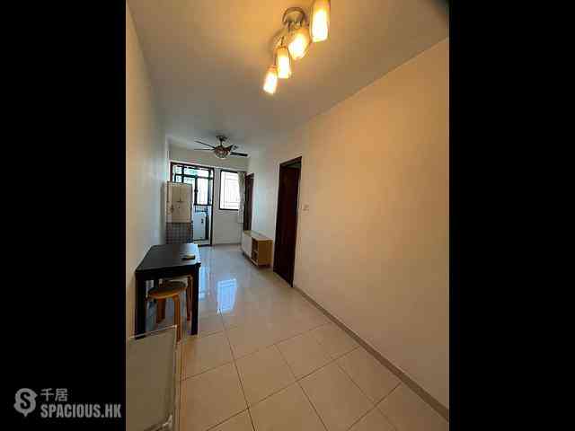 Sai Ying Pun - Fung King Court 03