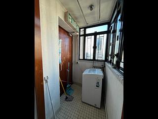 Sai Ying Pun - Fung King Court 06