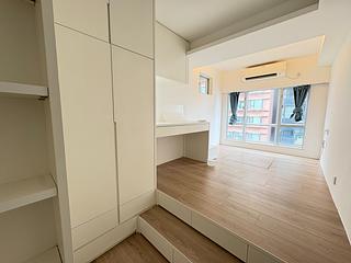 Mid Levels Central - Midland Court 06