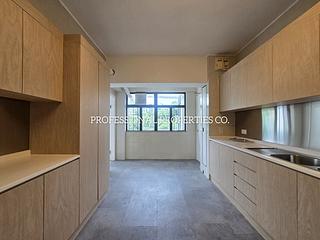 Pok Fu Lam - Pine Court 14
