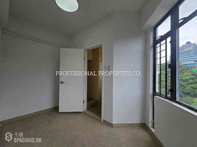Pok Fu Lam - Pine Court 17