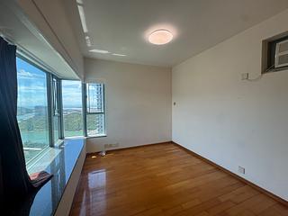 Tung Chung - Seaview Crescent Block 5 08