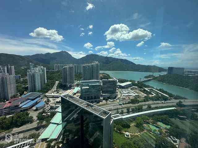 Tung Chung - Seaview Crescent Block 5 09