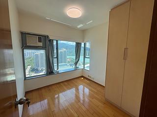 Tung Chung - Seaview Crescent Block 5 10