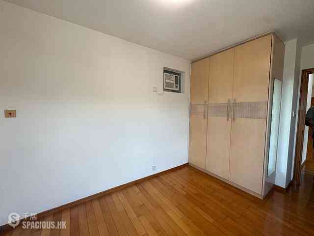 Tung Chung - Seaview Crescent Block 5 11