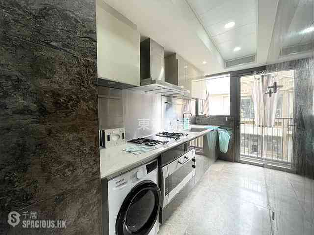 Tung Chung - The Visionary Tower 8 11