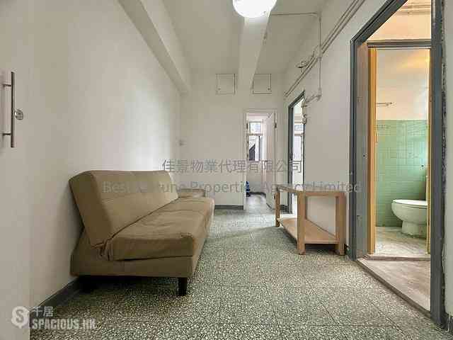 Sai Ying Pun - Tin Hing Building 02