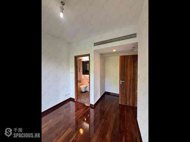 Tai Hang - Serenade Block 2 04