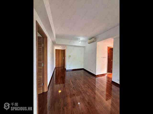 Tai Hang - Serenade Block 2 08
