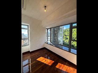 Tai Hang - Serenade Block 2 10