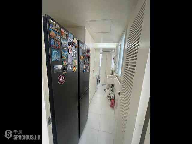 Sai Ying Pun - Hansen Court 05
