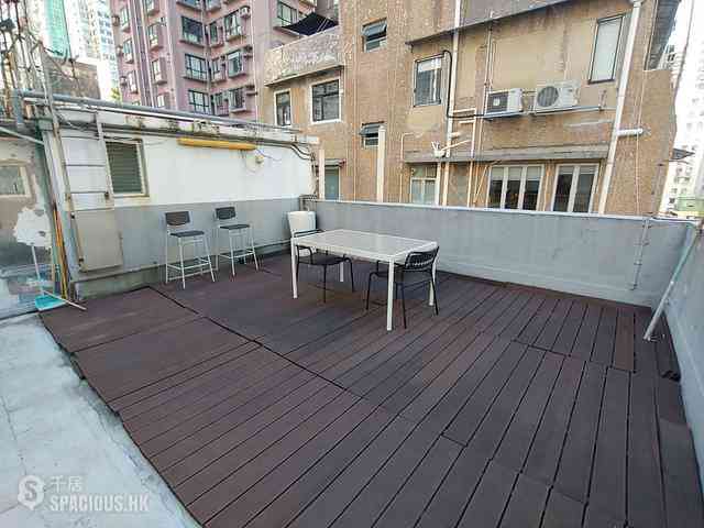 Poho - 152-154, Hollywood Road 07