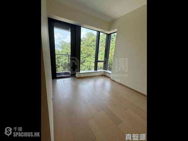 Ho Man Tin - Mantin Heights Block 10 06