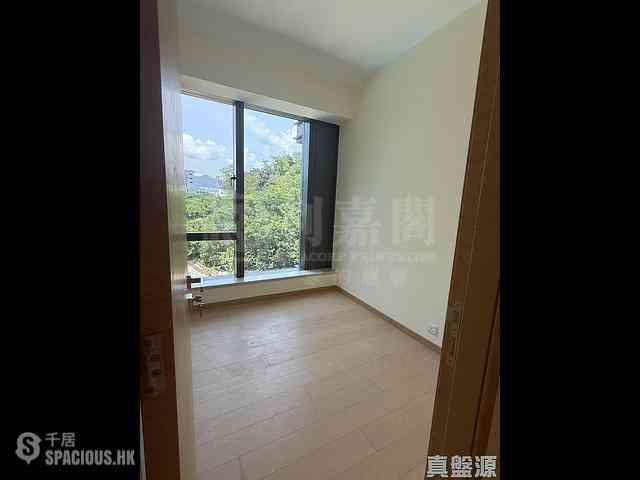 Ho Man Tin - Mantin Heights Block 10 07