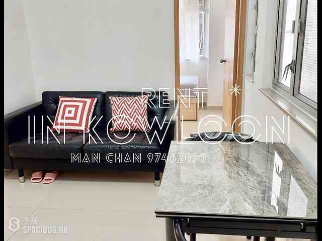 Tsim Sha Tsui - Yiu Pont House 01